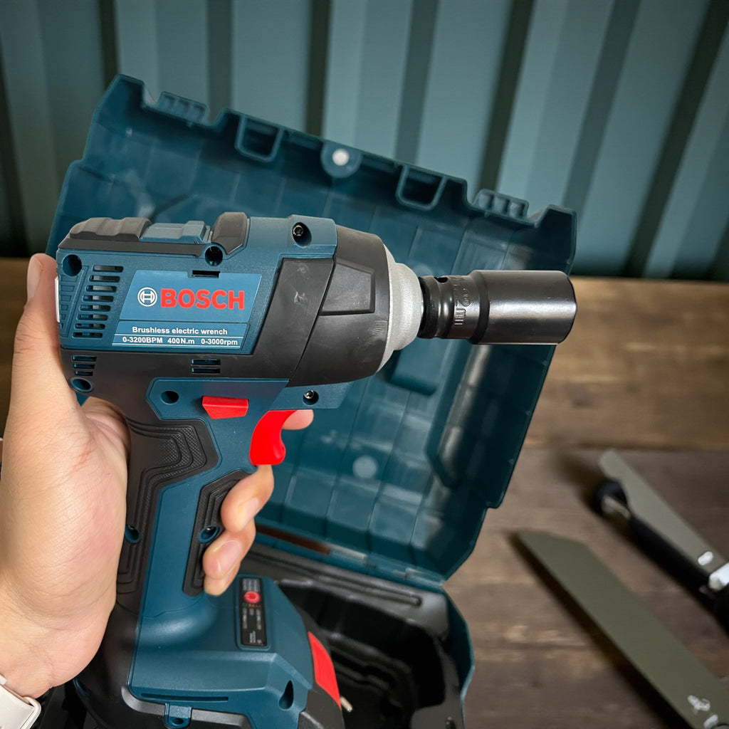 Boulonneuse Bosch 68v